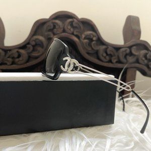 Chanel CC sunglasses